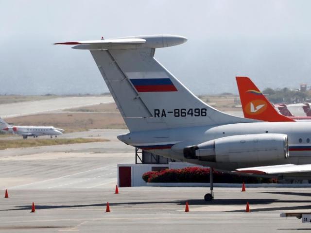 Máy bay Nga điều đến Venezuela chở toàn đặc nhiệm?