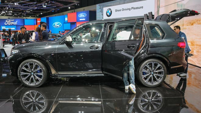 &#34;Khủng long&#34; BMW X7 chào sân Đông Nam Á với giá bán từ 6,5 tỷ đồng - 2