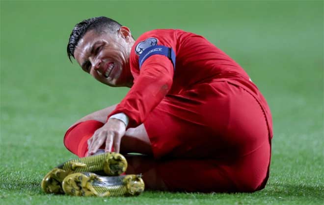 Ronaldo chấn thương: Bình phục thần tốc cho Cúp C1 bằng biện pháp bí hiểm - 1