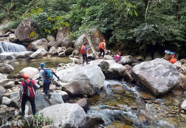 Tuy nhiên, càng khó khăn càng thu hút các trekker.