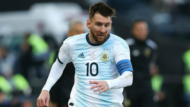 Messi chịu sức ép ngàn cân phải vô địch khi cùng ĐT Argentina dự VCK Copa America 2020 trên sân nhà