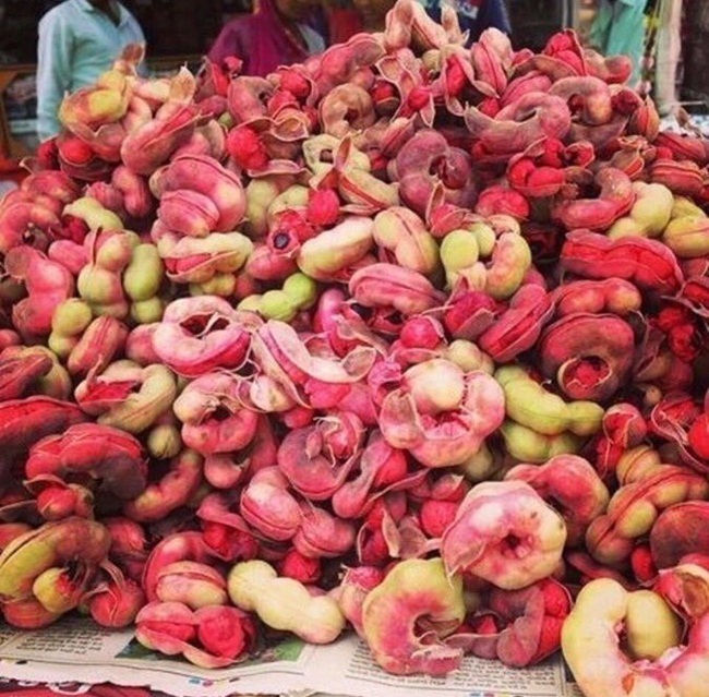 Mức giá bán của camachile&nbsp;khoảng 100 Rupee/kg &#40;~32.000 đồng&#41;.&nbsp;