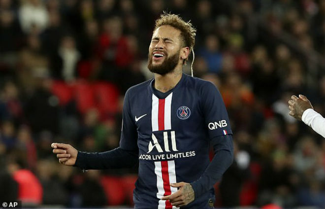 Neymar lại khiến PSG lo lắng