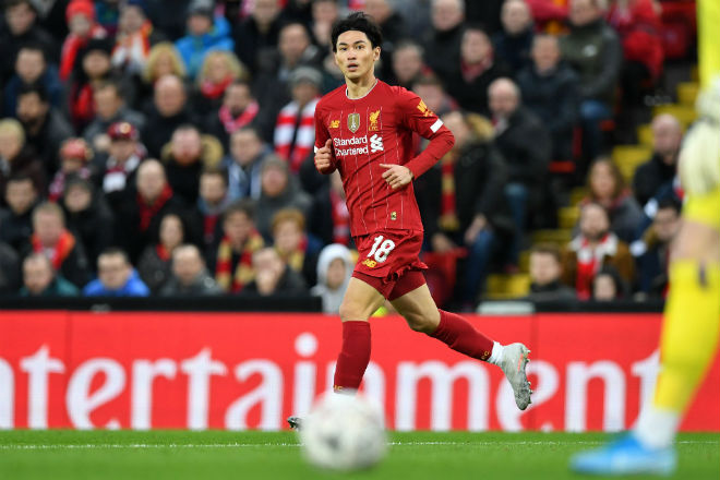 Tân binh Takumi Minamino đá trận ra mắt Liverpool