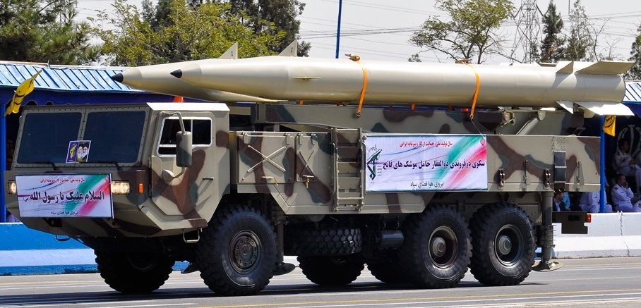 Tên lửa đạn đạo Fateh-313 do Iran sản xuất.