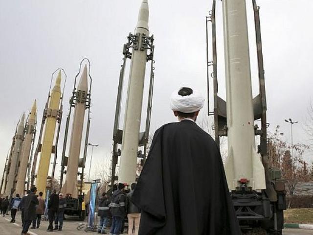 Iran sở hữu dàn tên lửa đạn đạo ẩn chứa sức mạnh đáng sợ