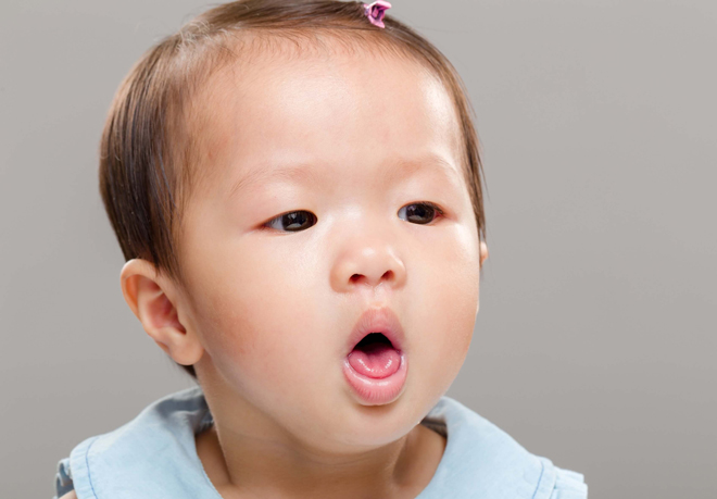 Phụ huynh lo lắng trước nguy cơ viêm hô hấp ở trẻ trong dịp Tết 2020