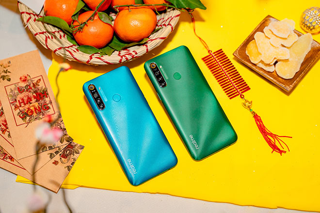 Realme 5i lên kệ tại thị trường Việt Nam với những màu máy phù hợp với thị hiếu giới trẻ.