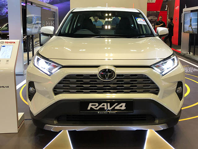 Ngắm Toyota RAV4 tại thị trường Singapore, có giá bán 2,27 tỷ đồng
