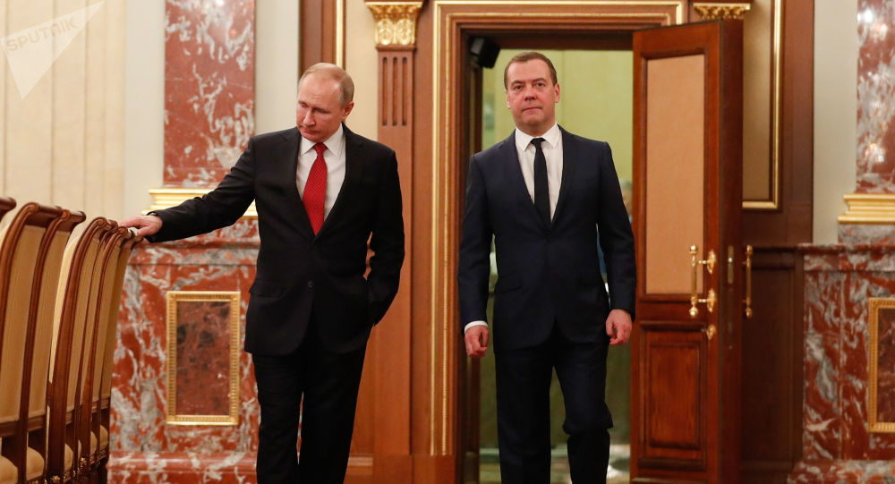 Bộ đôi quyền lực Putin-Medvedev.