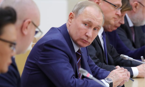 Ông Putin đang kiểm soát mâu thuẫn âm ỉ giữa các phe phái và nhóm lợi ích ở Moscow.