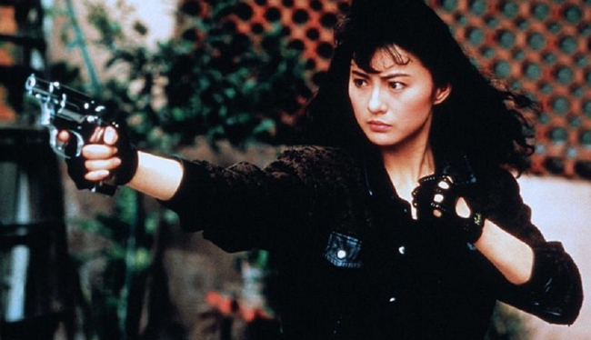 Lý Tái Phượng gia nhập hàng ngũ nữ thần kungfu Hong Kong nhờ sự thể hiện xuất sắc trong "Thiên sứ hành động". Đây cũng là bộ phim giúp sự nghiệp của cô vươn tầm châu Á và được nhiều khán giả biết tới.