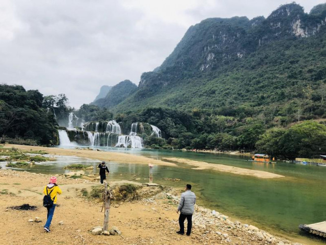 Mỗi mùa Thác Bản Giốc có một vẻ đẹp riêng. Ảnh: ĐÀO TRANG.