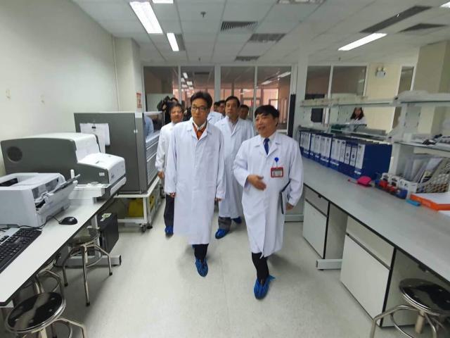 TP.HCM phát hiện 2 người Trung Quốc dương tính với virus Corona