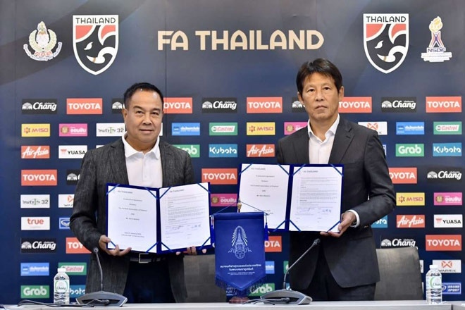 HLV Akira Nishino chính thức gia hạn với LĐBĐ Thái Lan