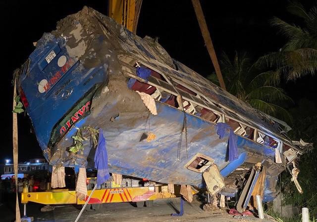 Hiện trường vụ tai nạn giao thông xảy ra tại Phú Yên vào tối mùng 1 Tết. Ảnh: A.T