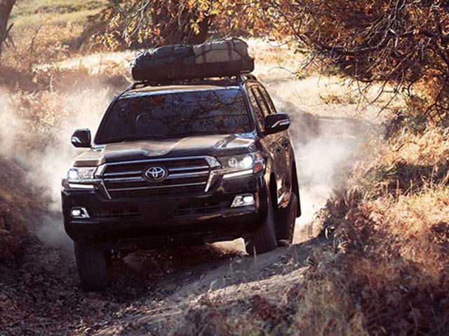 Toyota Land Cruiser 300 Series hoàn toàn mới sắp ra mắt trong năm nay