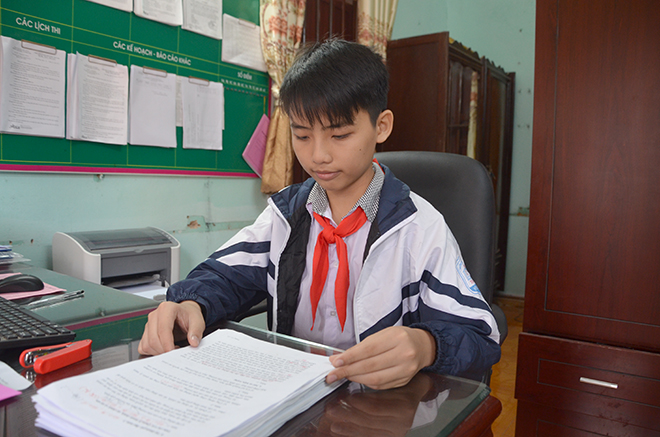 Nguyễn Đức Dương, học sinh lớp 8A, Trường THCS thị trấn Tân Dân
