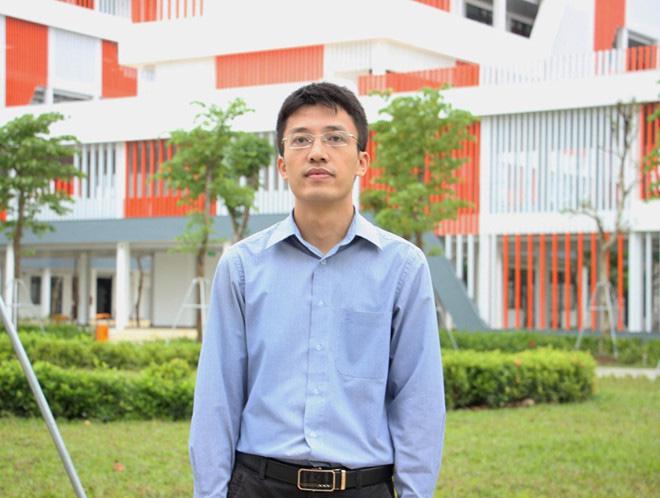 TS Phạm Việt Thành, hiện đang giảng dạy tại khoa Điện - Điện tử, Trường đại học Phenikaa