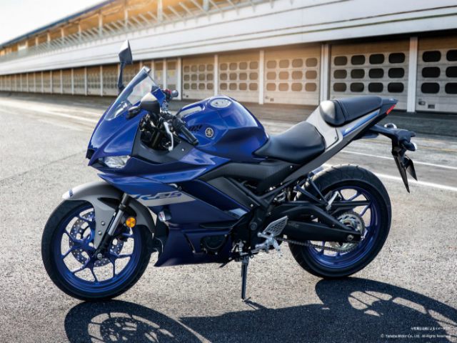 2020 Yamaha YZF-R3 mới trang bị ổn, máy khỏe, cuốn hút phái mạnh