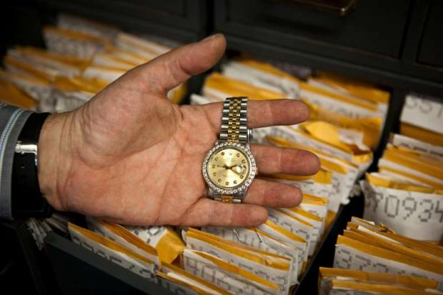 Giá trị thật từ chiếc đồng hồ Rolex 40 năm không dùng khiến ông David&nbsp;"ngã ngửa" theo đúng nghĩa đen (Ảnh minh họa)
