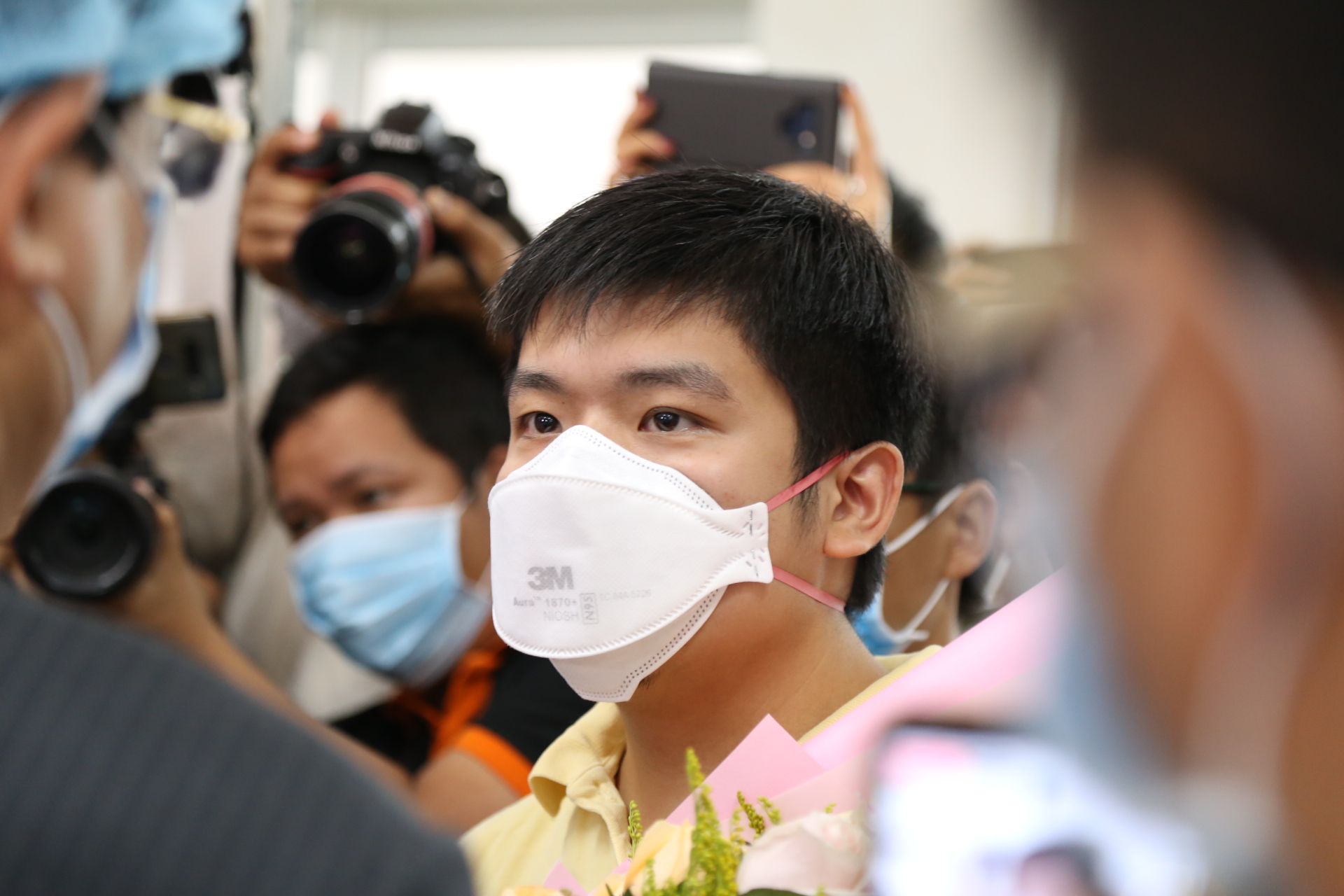 Anh Li Zichao được xuất viện từ sáng 4/2, nhưng anh muốn ở lại Bệnh viện Chợ Rẫy chăm sóc cha.