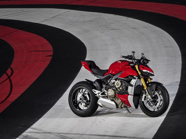 ”Quái vật” Ducati Streetfighter V4 2020 chốt giá hơn 500 triệu đồng