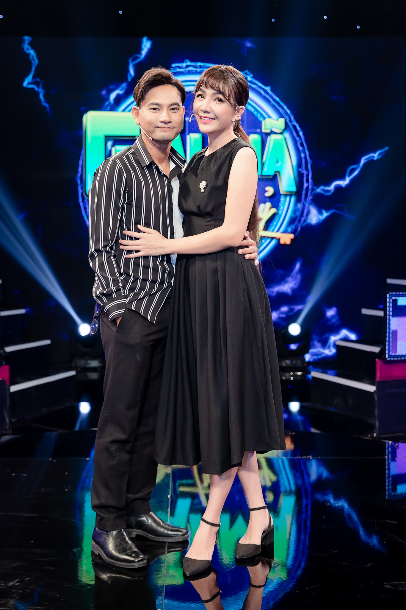 Vợ chồng Huỳnh Đông - Ái Châu bất ngờ xuất hiện trên sóng truyền hình sau nhiều năm "ở ẩn".