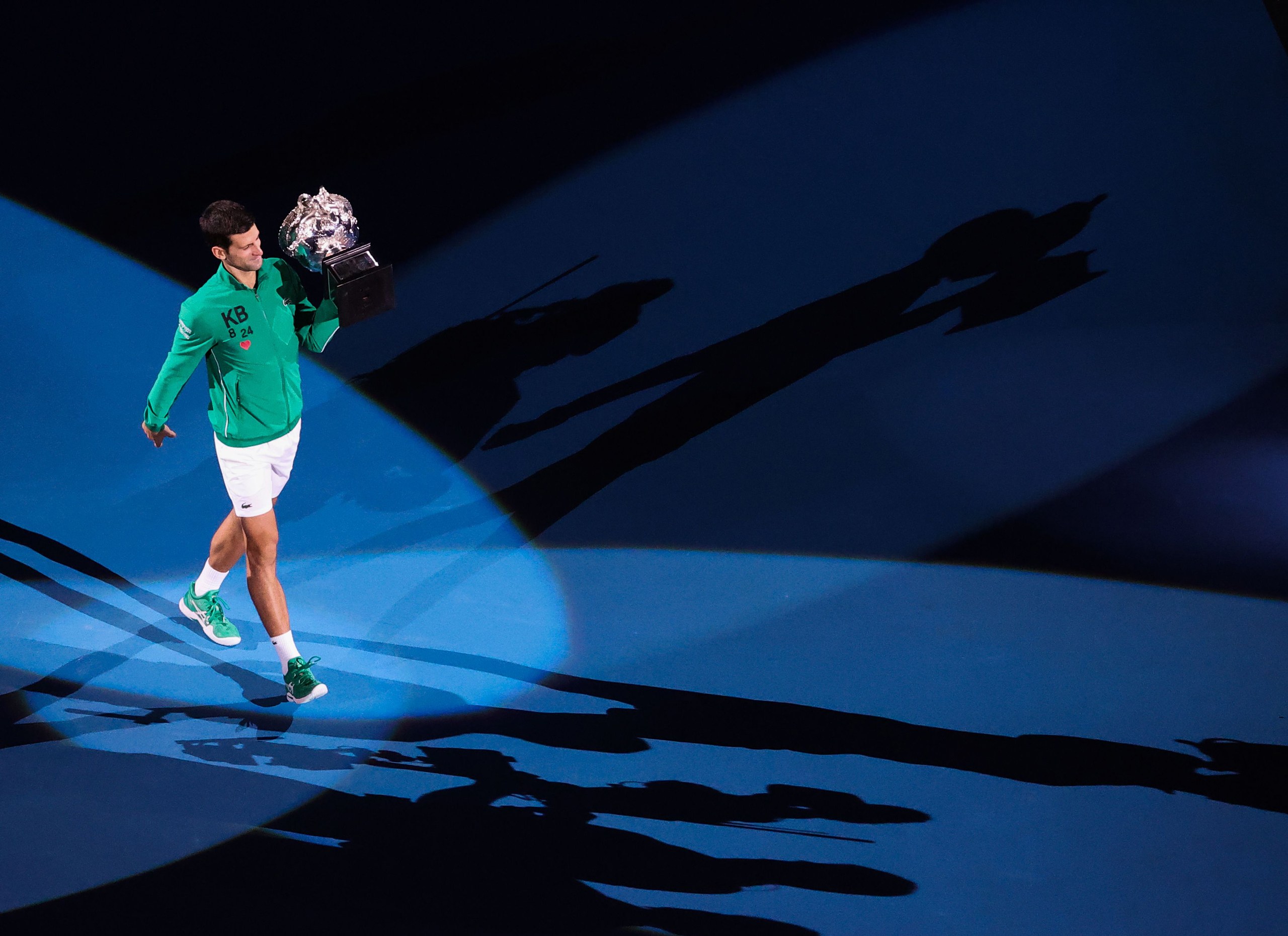 Djokovic vô địch Australian Open 2020: Siêu chiến binh và 8 kỳ công - 9
