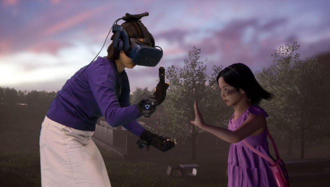 Người mẹ gặp lại con gái đã mất trong thế giới ảo VR - 1