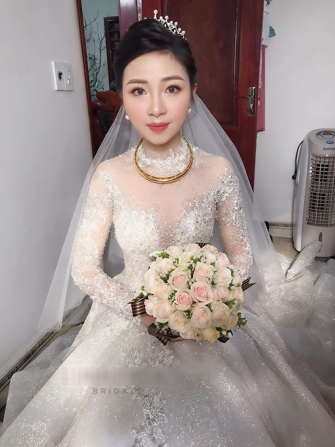 Váy áo lễ vu quy, lễ cưới nhà thờ của Quỳnh Anh - Áo cưới đẹp -  HappyWedding.vn