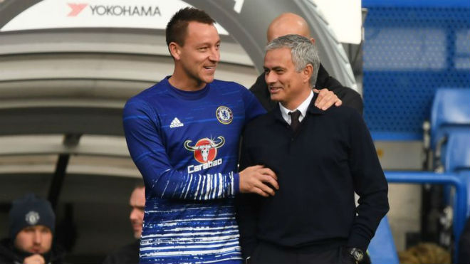 Terry và ông thầy cũ Mourinho vẫn thường xuyên gọi điện cho nhau