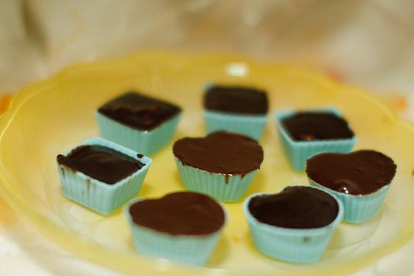 Chàng khiến nàng "ngẩn ngơ" với socola trái tim tự làm - 2