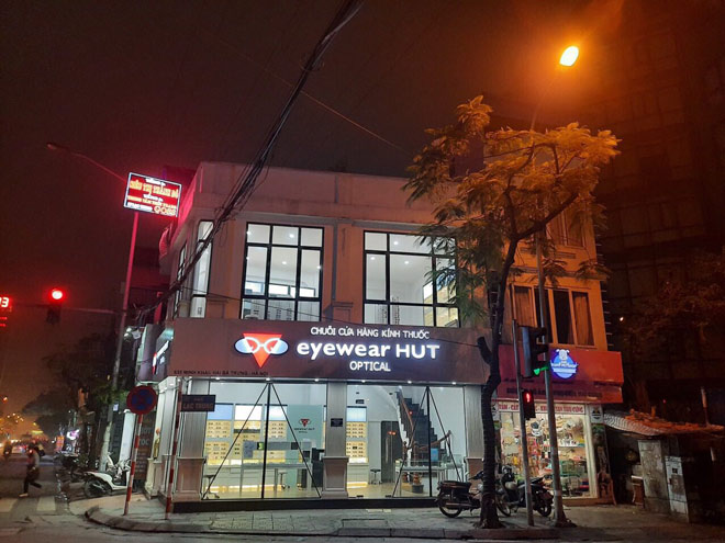 Nhận ngay cơn mưa quà tặng mừng Eyewear HUT chào đón cửa hàng mới - 1