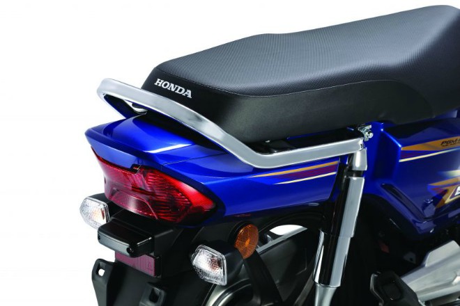 Thiết kế đuôi xe trở thành quen thuộc và làm gợi nhớ gợi thương của bao người thích Dream.