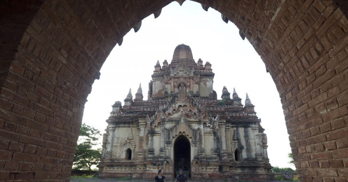 Cặp đôi bị lên án vì quay video khiêu dâm ở Di sản UNESCO