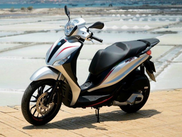 Bảng giá Piaggio Medley tháng 2/2020, khởi điểm từ 72,5 triệu đồng