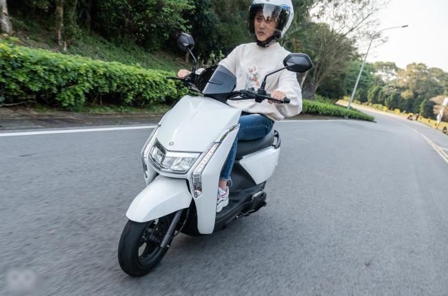 Cùng với cấu hình xe hoàn hảo, xe ga mới từ Yamaha còn có trang bị động cơ dung tích 125cc, mang công nghệ Blue-Core tăng cường khả năng tiết kiệm nhiên liệu và hệ thống khởi động thông minh SMG.