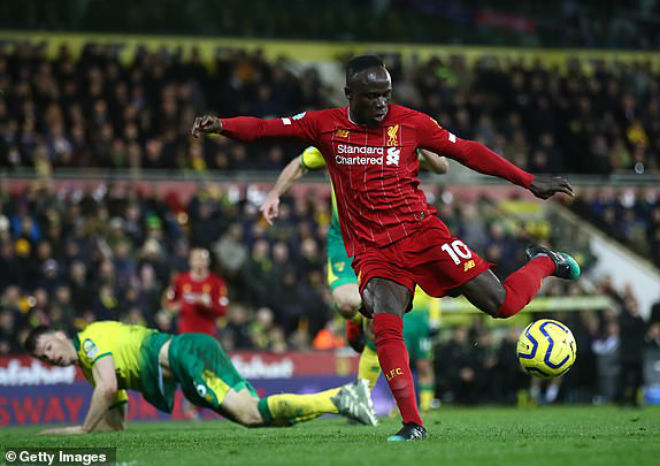 Sadio Mane có pha ghi bàn quý giá giải nguy cho Liverpool khi làm khách của Norwich City