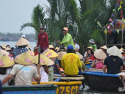 Du lịch - Mặc nỗi lo dịch Covid 19, du khách ùn ùn đến rừng dừa Bảy Mẫu