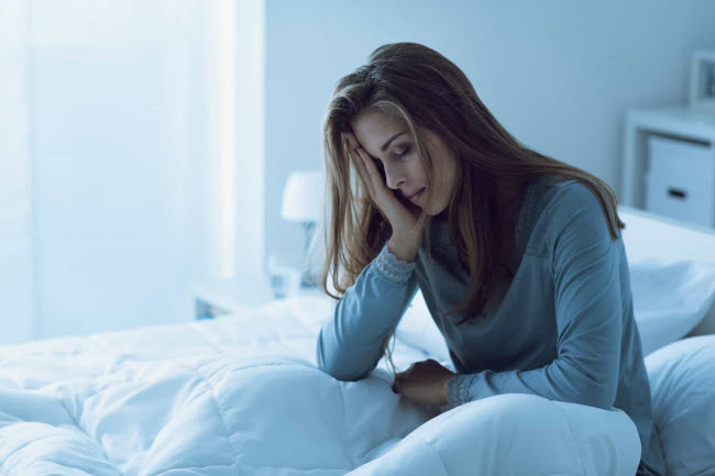 Nệm:  Nệm ngủ dùng lâu ngày có thể ảnh hưởng tới sức khỏe của bạn. Nó không chỉ khiến chúng ta mất ngủ, dẫn tới suy giảm hệ miễn dịch, mà còn gây ra các hậu quả khác từ dị ứng tới đau lưng.
