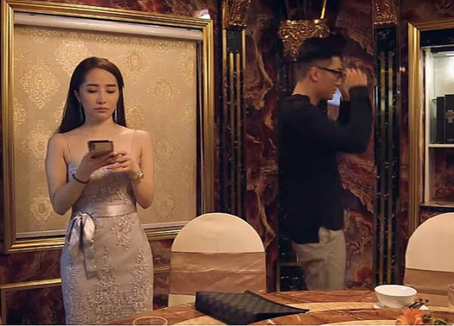 Quỳnh Nga tiết lộ số lượng quần áo cô chuẩn bị cho vai Quỳnh Trinh là "khổng lồ", lên tới hơn 100 bộ cho 70 tập phim.