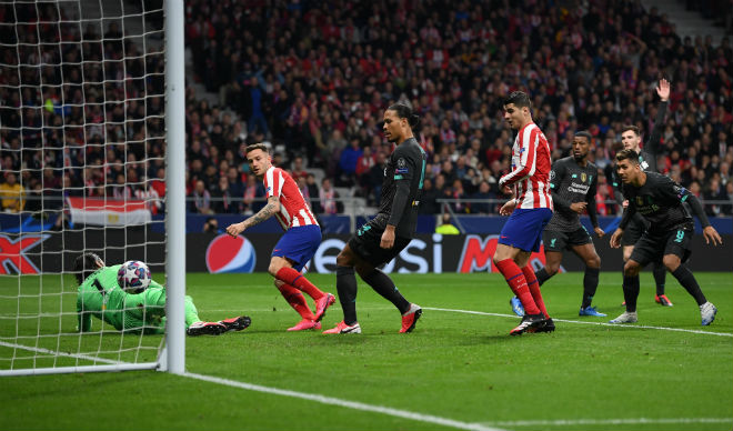 Saul Niguez ghi bàn đầu trận giúp Atletico Madrid thắng sốc Liverpool