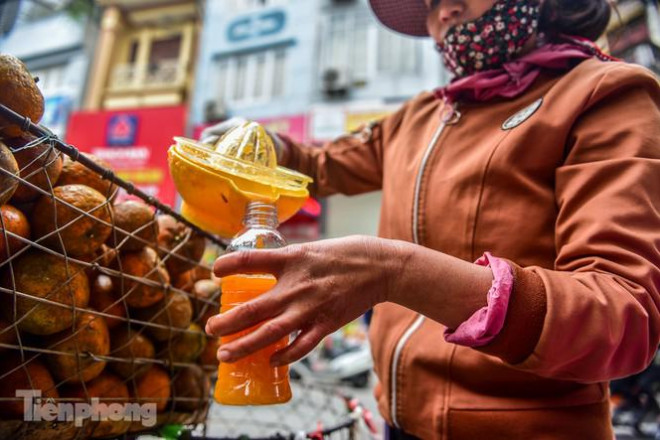 Với công việc như vậy, một ngày mang về cho chị Diễm từ 2-3 triệu đồng mỗi ngày trong thời dịch Covid-19, nhu cầu người tiêu dùng tăng cao.