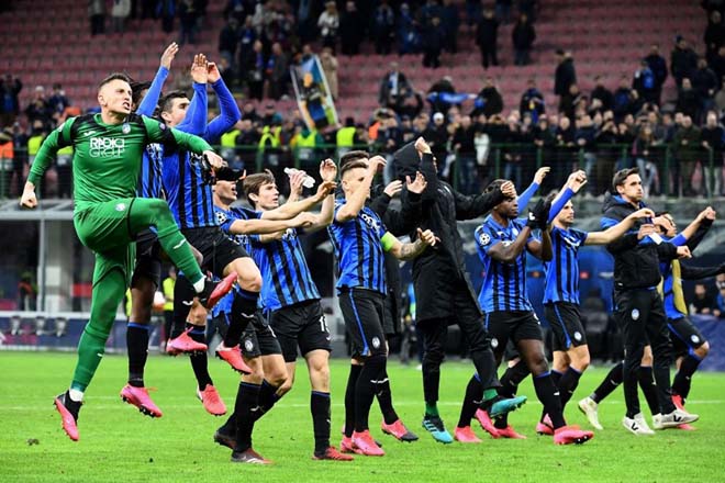 Atalanta đặt một chân vào tứ kết Champions League, với chiến thắng đậm đà 4-1 trước Valencia trên sân nhà