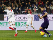 Bóng đá - Video highlight trận Fiorentina - AC Milan: Sững sờ màn vùng dậy trong thế 10 người