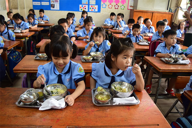 Thiếu kiến thức về dinh dưỡng là một trong những nguyên nhân dẫn đến gánh nặng dinh dưỡng kép của trẻ em Việt Nam.