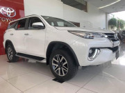 Tin tức ô tô - Mua Toyota Fortuner, giá lăn bánh bao nhiêu?