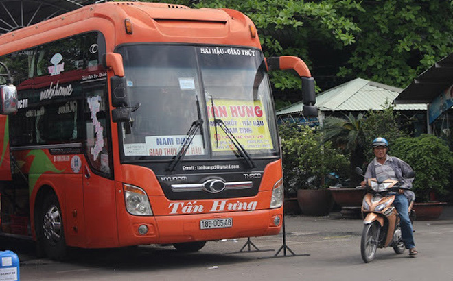 4 du học sinh từ Hàn Quốc trở về Việt Nam đã xe khách của nhà xe Tấn Hưng về Xuân Trường, Nam Định