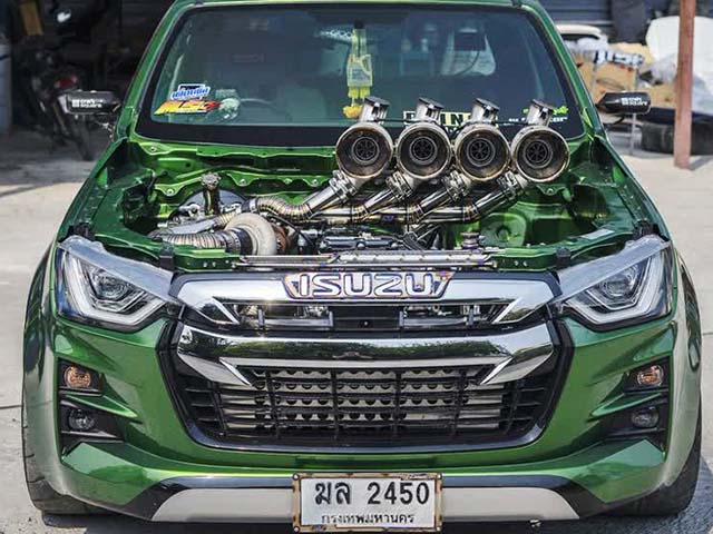 Xe bán tải Isuzu D-Max độ động cơ khủng của dân chơi Thái Lan